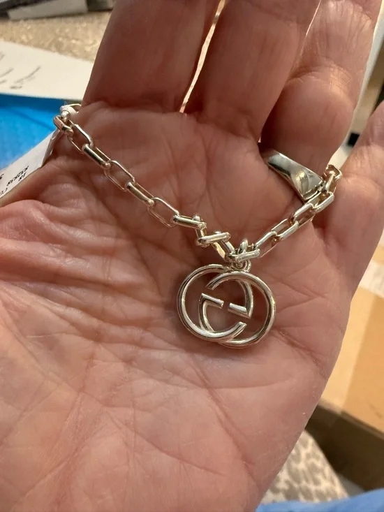 Gucci Silver Interlocking G Charm Bracelet - Picture 1 of 6